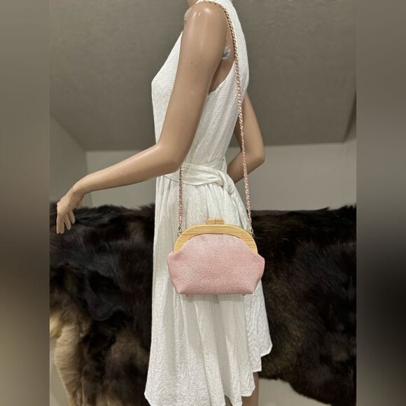 Pink Embossed Leather Handmade Round Wooden Frame Clutch/Crossbody & 2 Chains - Picture 11 of 16